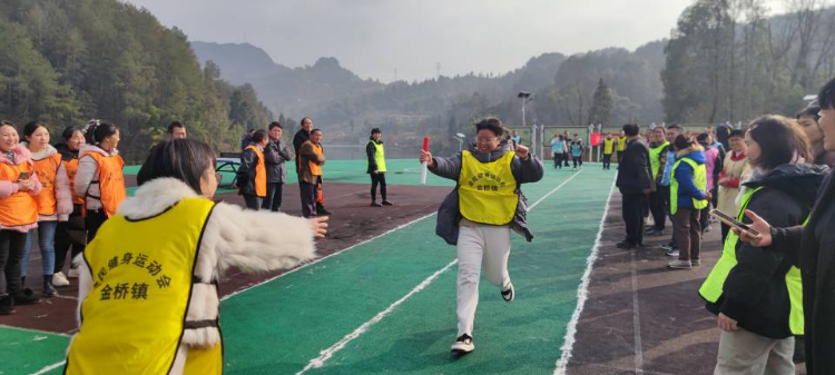 地却无法满, 先进集体和, 看到越来越