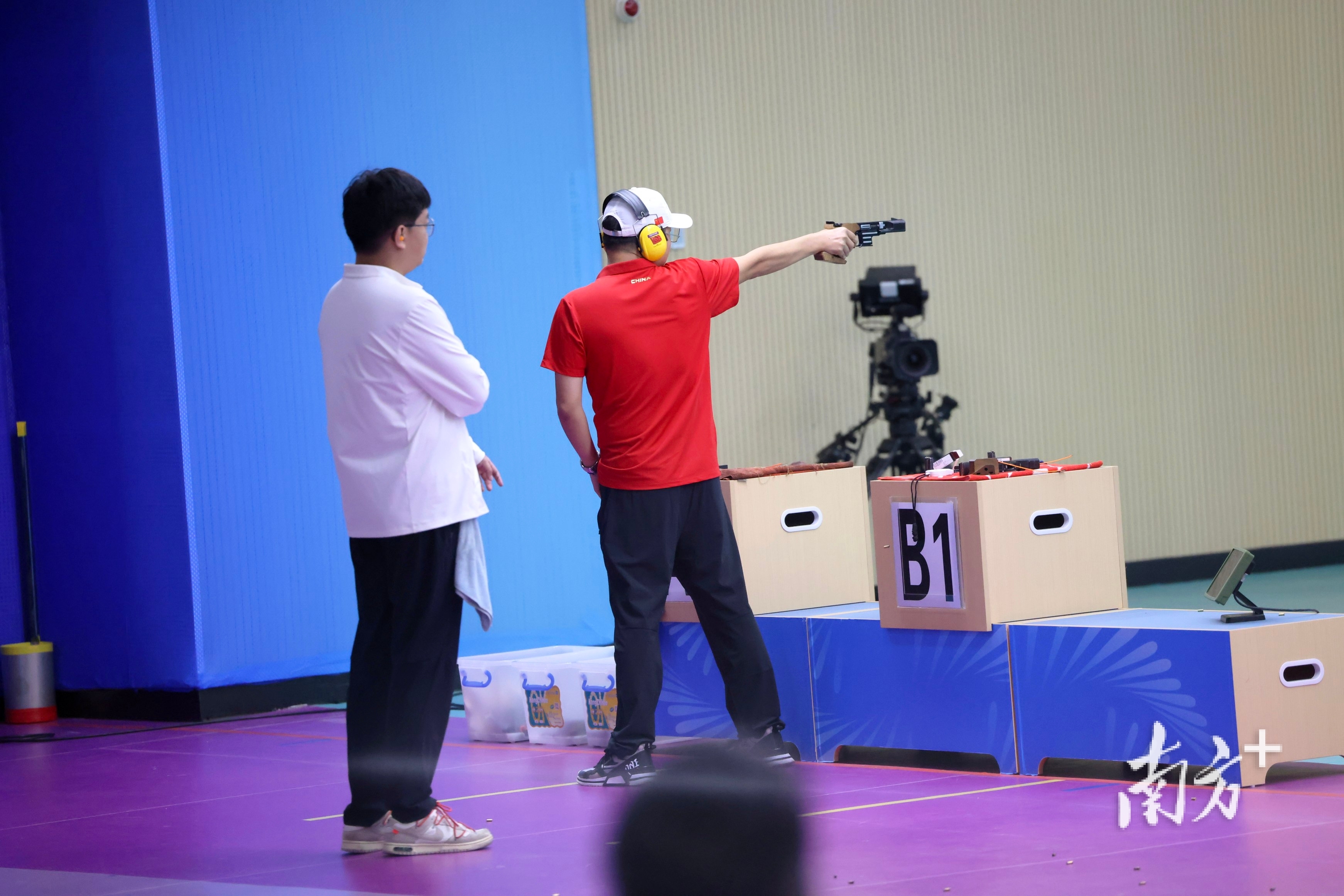 梁时禹, 赛主动权, 位参赛选手